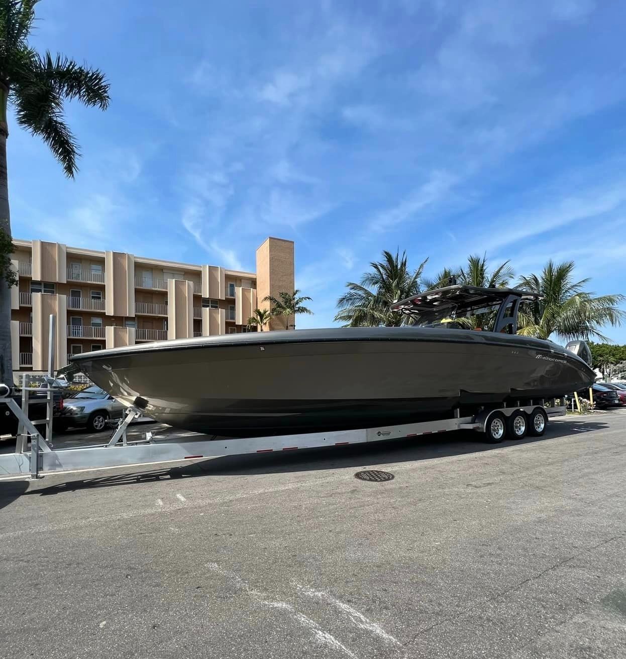 Used 2015 MIDNIGHT EXPRESS 43 OPEN For Sale (639,000) Custom Marine
